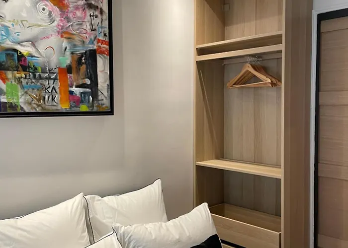 Апартаменты Cosy 16 Victor Hugo Париж